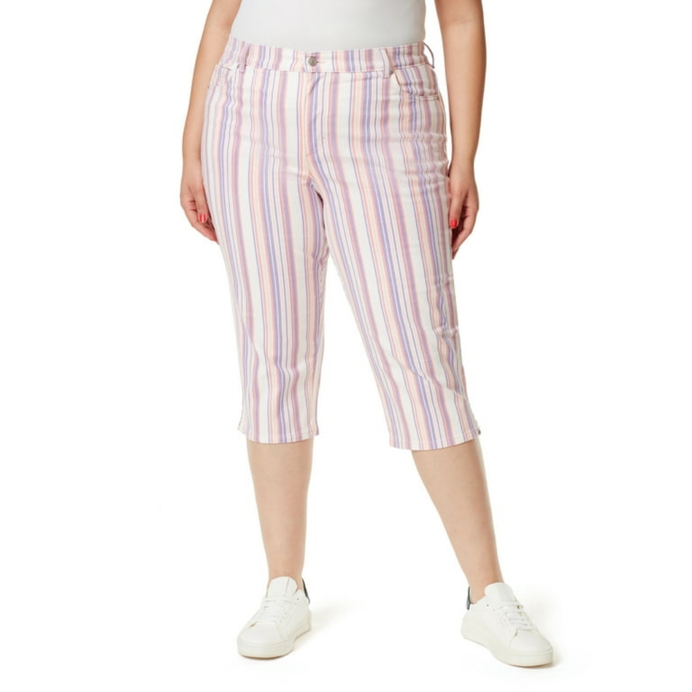 NWT "Gloria Vanderbilt" Amanda Capris with Rivets  16W and 24W and Size 14